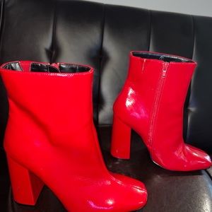Liliana Red boots size 9💄